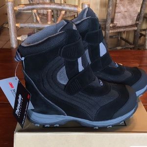 L.L.Bean Kids Snow Boots Size 4 New